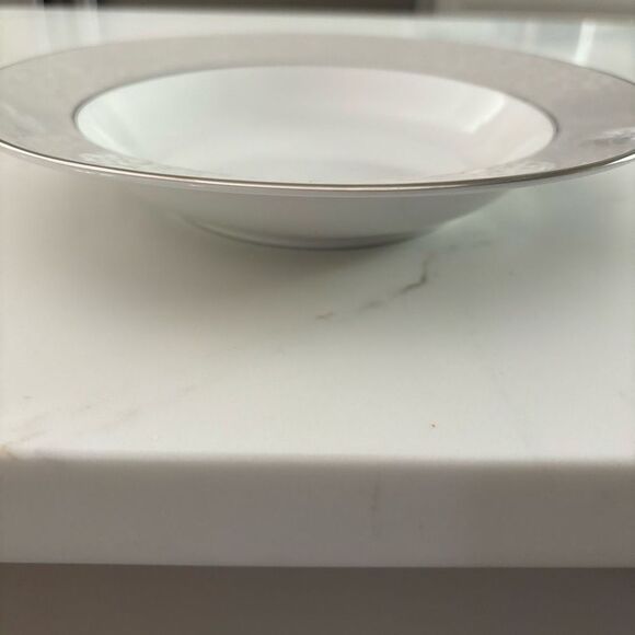 Mikasa Parchment Soup Bowl Set of 4 Fine China Serving Pieces L3438 - Picture 3 of 7